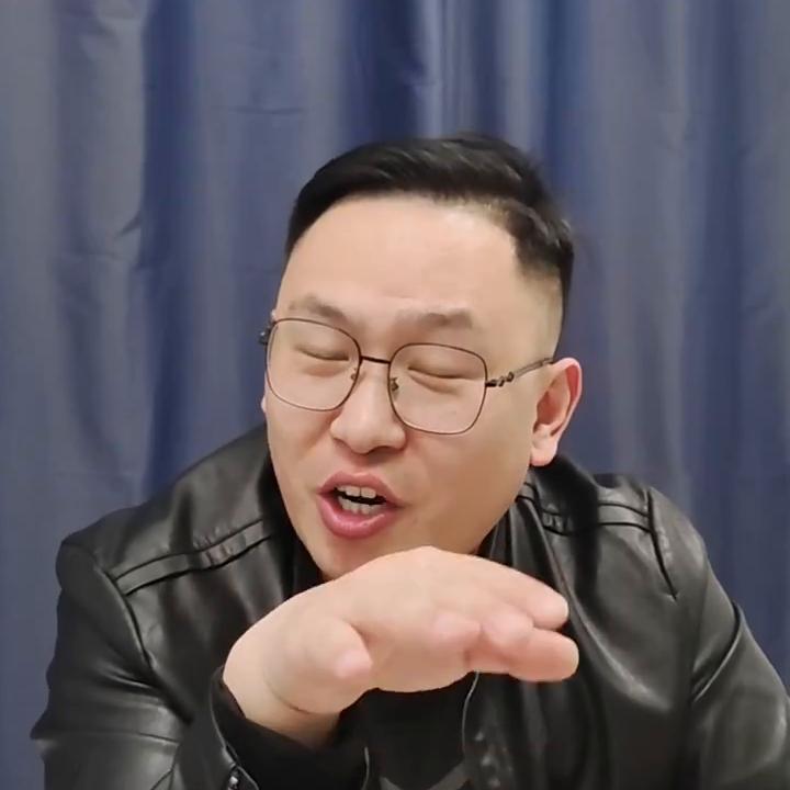 电子商务专业老师教什么,当电子商务专业的老师难度大不