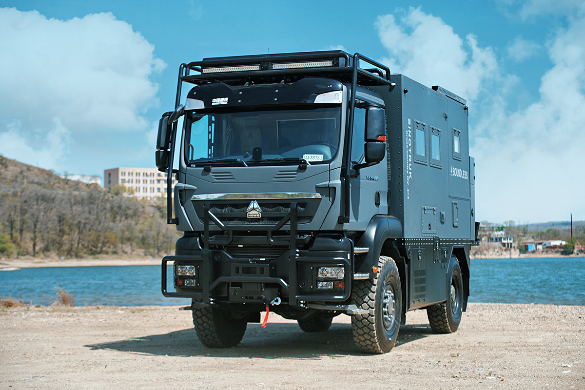 重汽曼恩拓蓝标房车,新款重汽曼恩4x4房车