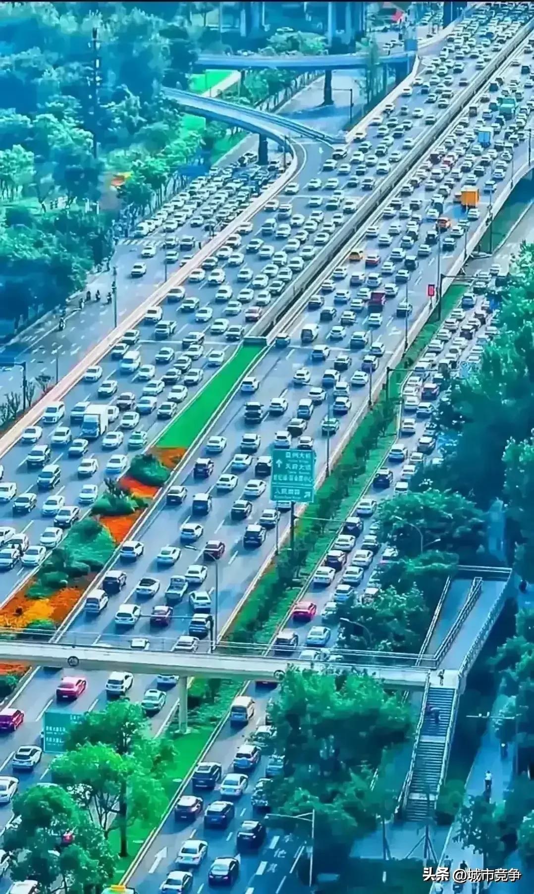 成都发展速度不容小觑,成都发展不靠四川吗