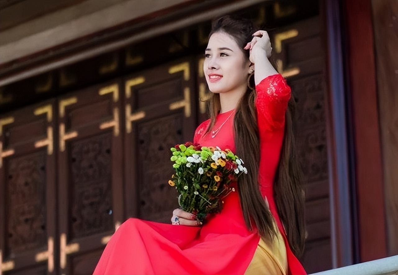 越南美女为爱嫁中国无业小伙，生娃后回国领证，今在中国农村创业