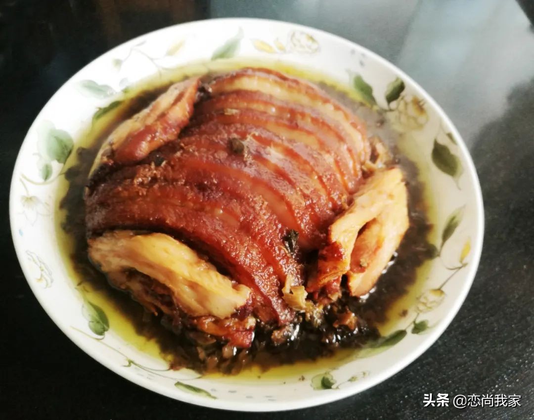 扣肉怎么做最好吃，要软糯不油腻，这些细节一个也不能少