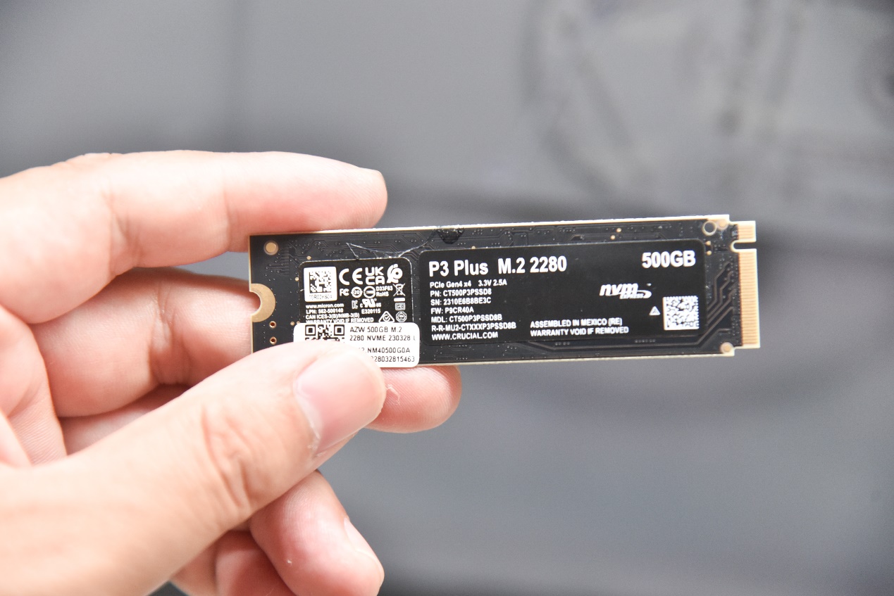 放弃台式，巴掌大零刻SER55500U打造简洁桌面，性能不输传统电脑