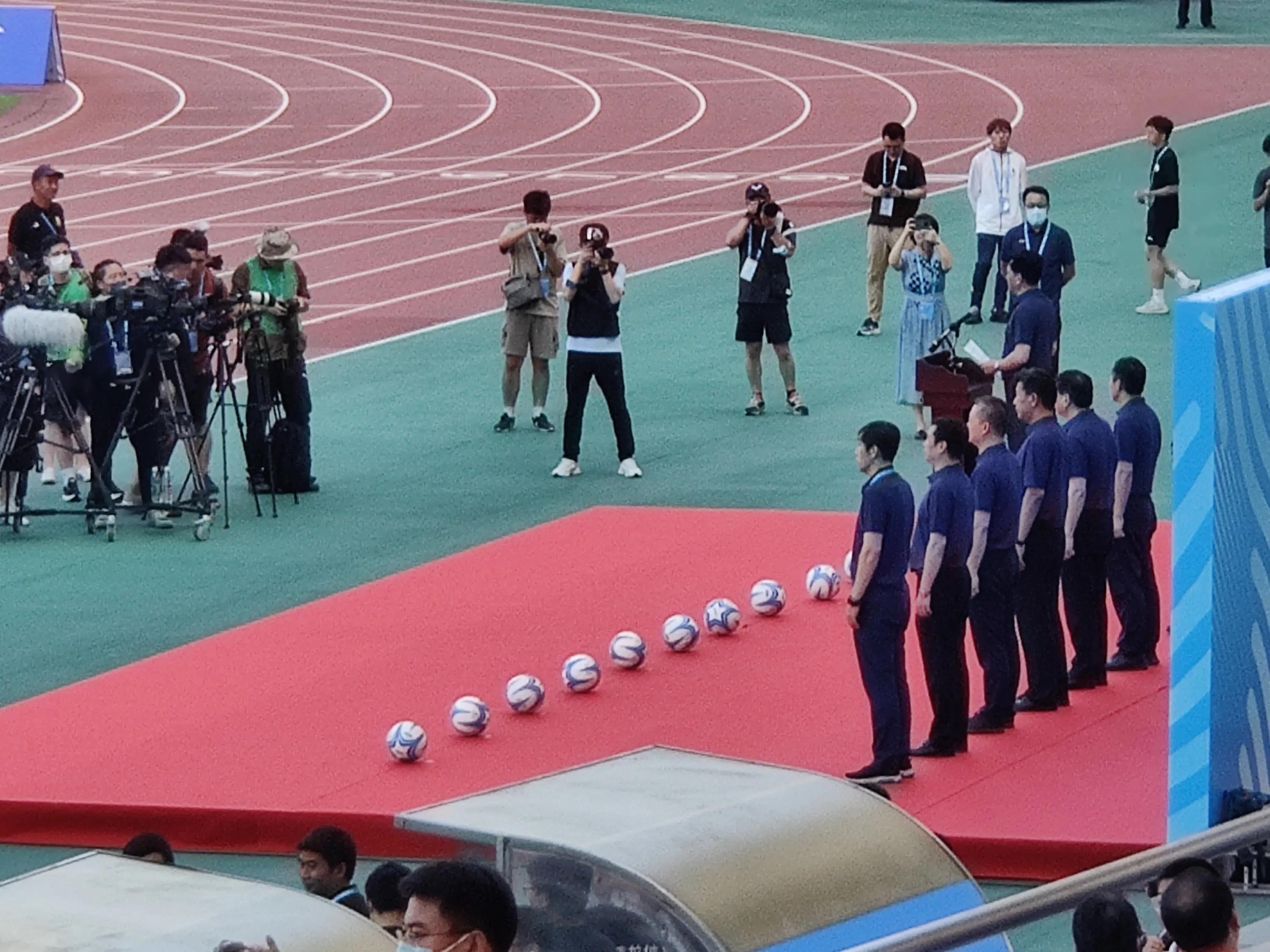 绗竴灞婁腑鍥介潚灏戝勾瓒崇悆鑱旇禌u17濂宠冻,绗竴灞婁腑鍥介潚灏戝勾瓒崇悆鑱旇禌濂冲瓙u13