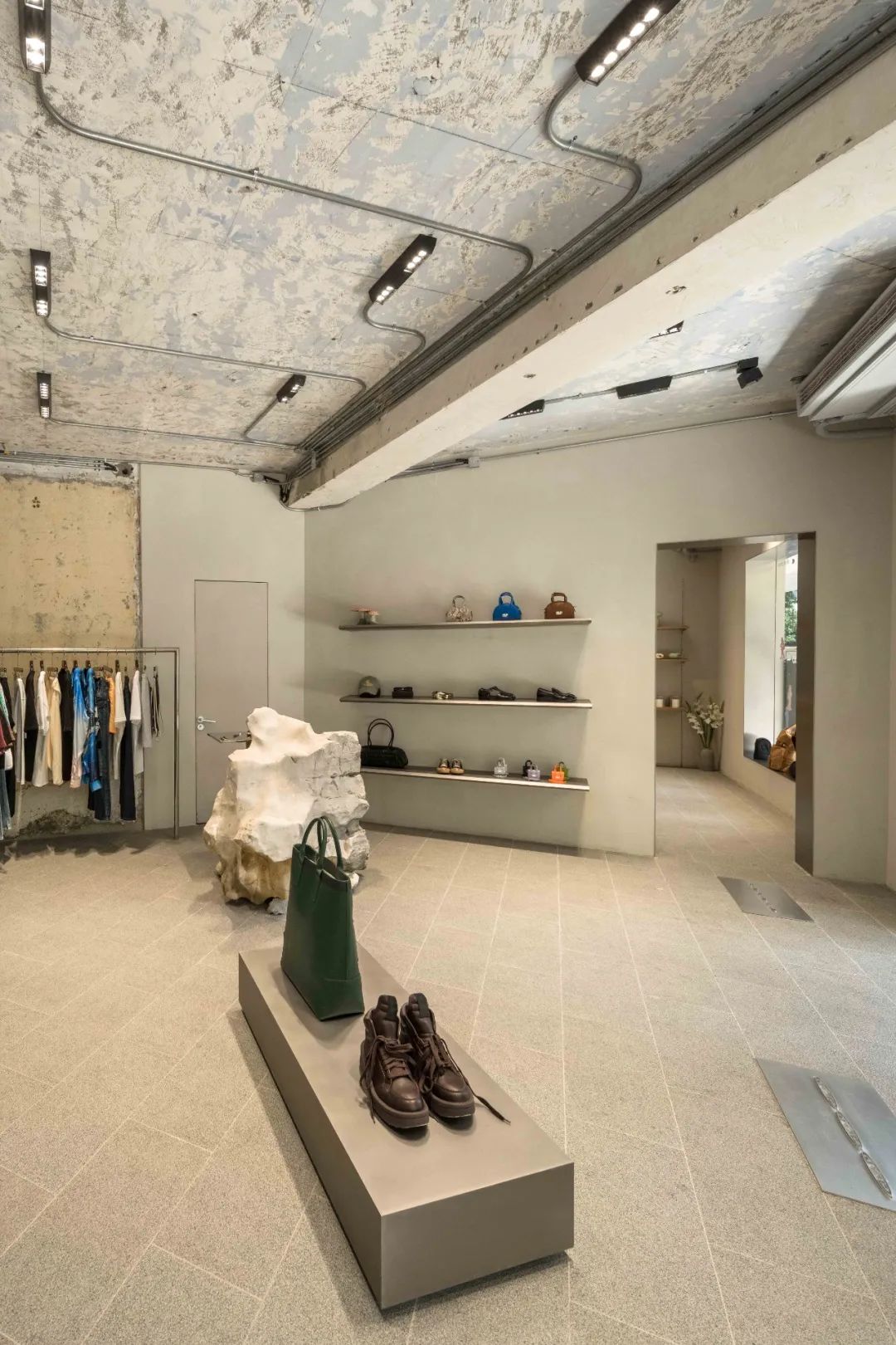 设计灵感丨高温+疫情，这18家“倒霉”的成都新店有什么看头？