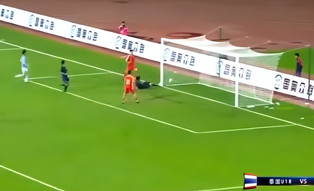 国足蛀虫李铁:罪行不止敛财上亿,戴罪立功曝光足坛背后*b大**oss