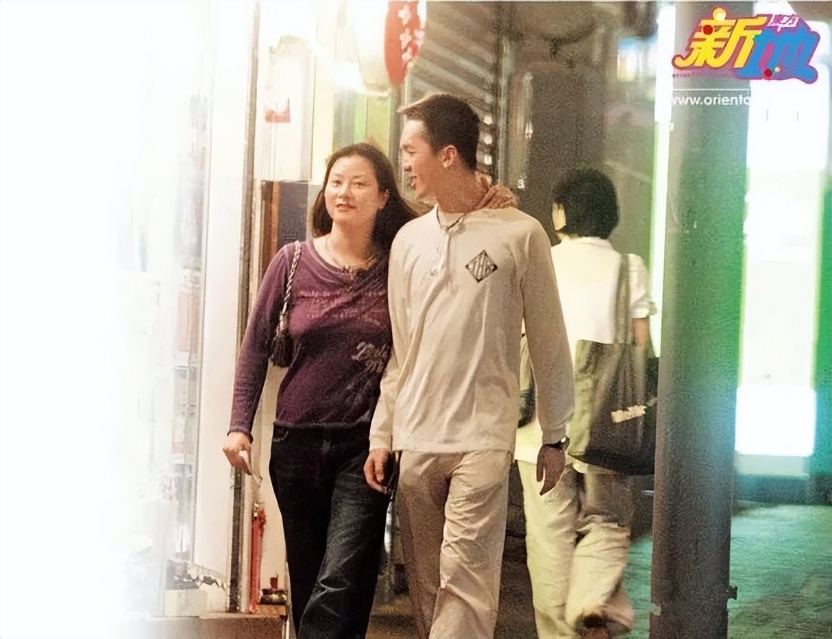 59岁香港男星被爆出轨,香港男星三大渣男