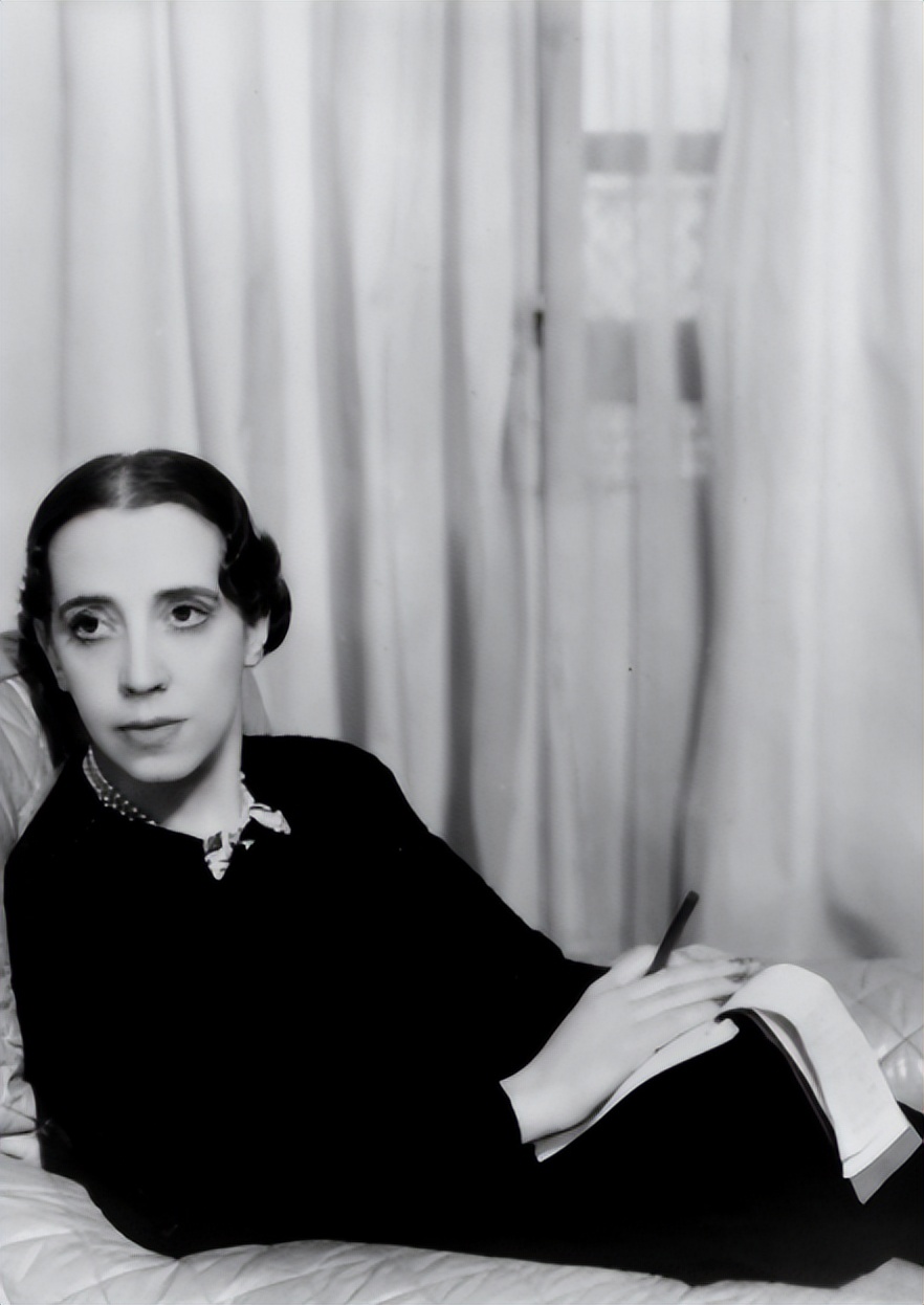 香奈儿衣品,艾玛罗伯茨香奈儿衣品