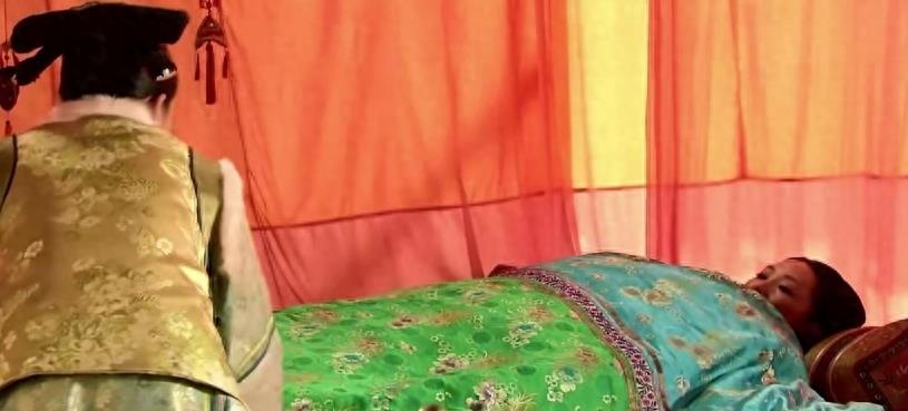 甄嬛传臭鼻子,甄嬛捂鼻子