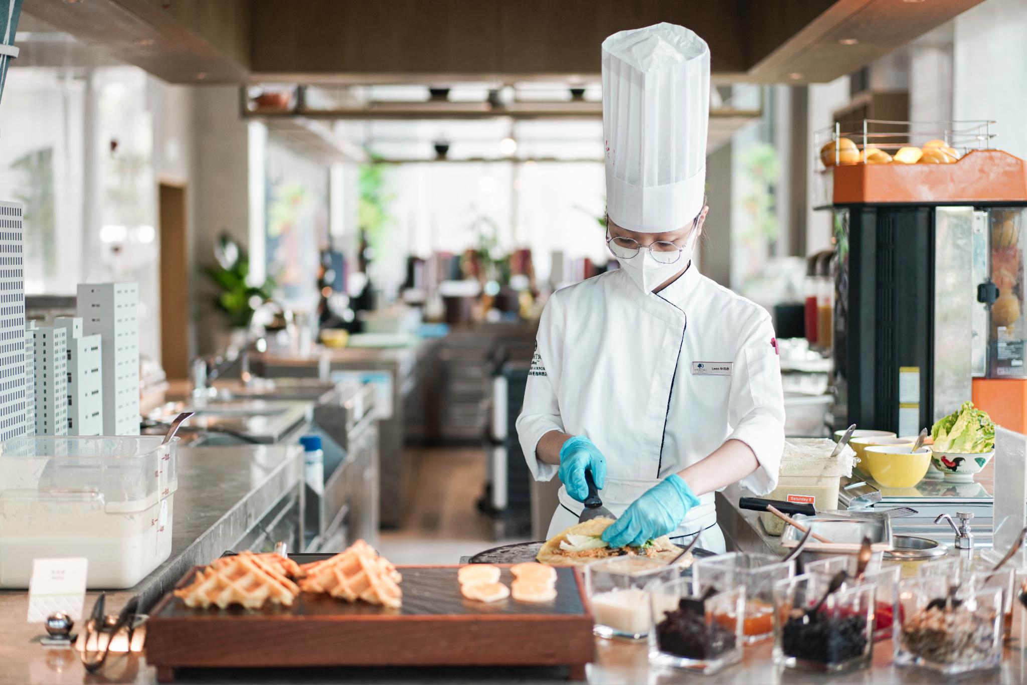 深圳机场旁的低调高雅酒店，尽享热带雨林花园，差旅入住首选酒店