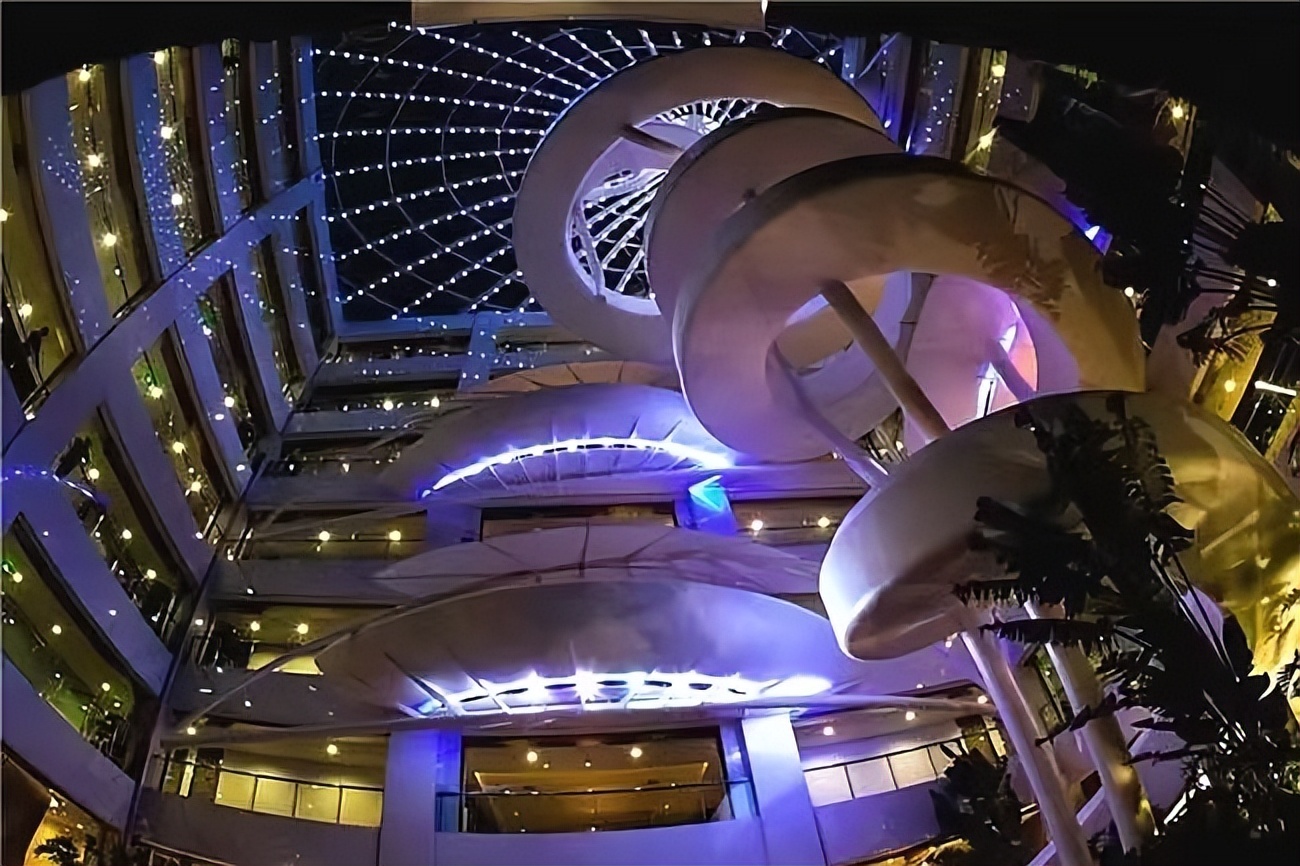 东方园林董事长何巧女经历了什么,园林何巧女