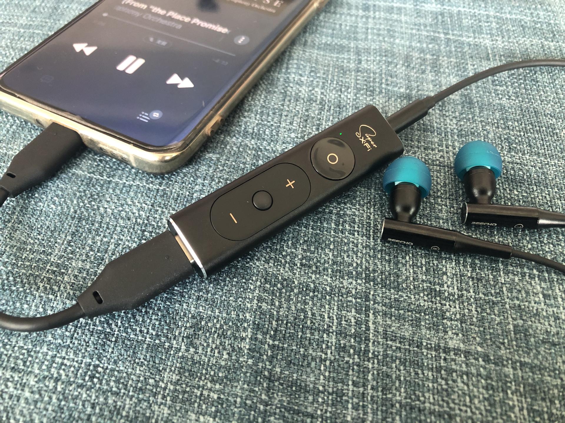 让普通耳机也能变身SXFI声晰飞！体验创新BlasterX1外置声卡