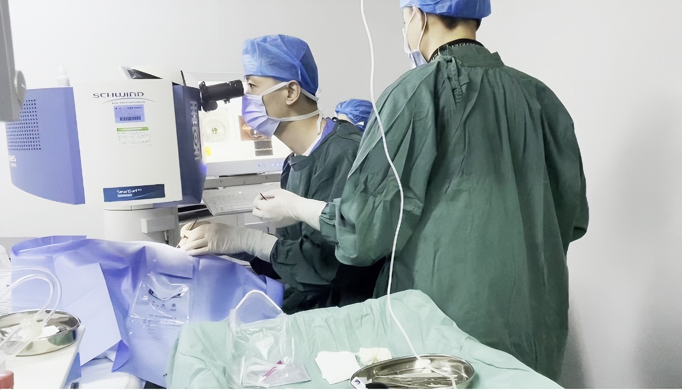 华厦眼科医院前景,华厦眼科医院进展