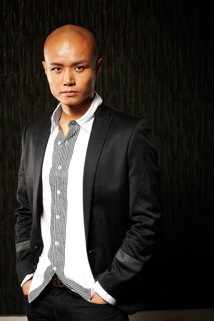 乐嘉发飙事件完整,乐嘉带女徒步引争议