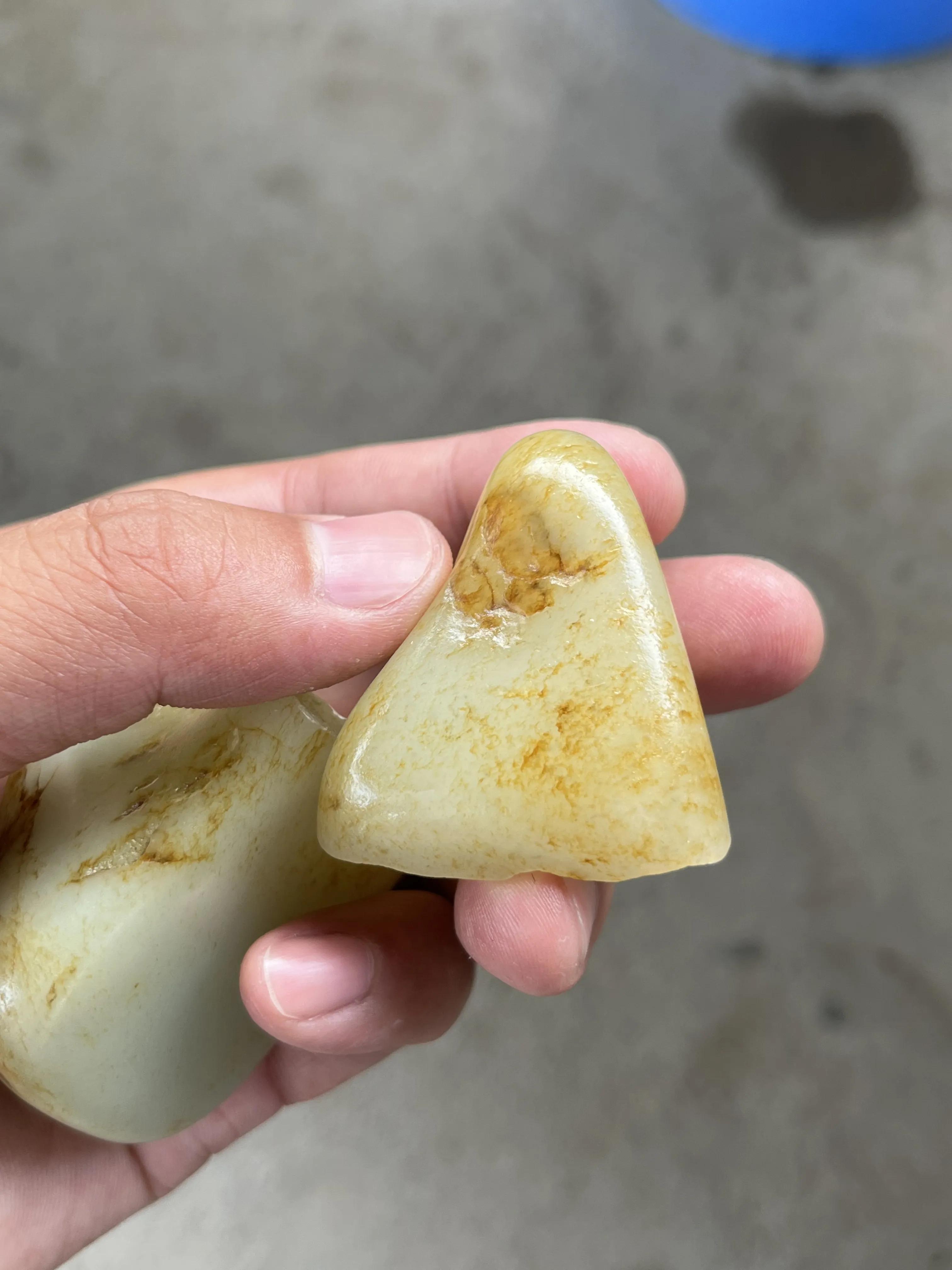 高青白籽料怎么样,青白籽料五大特征