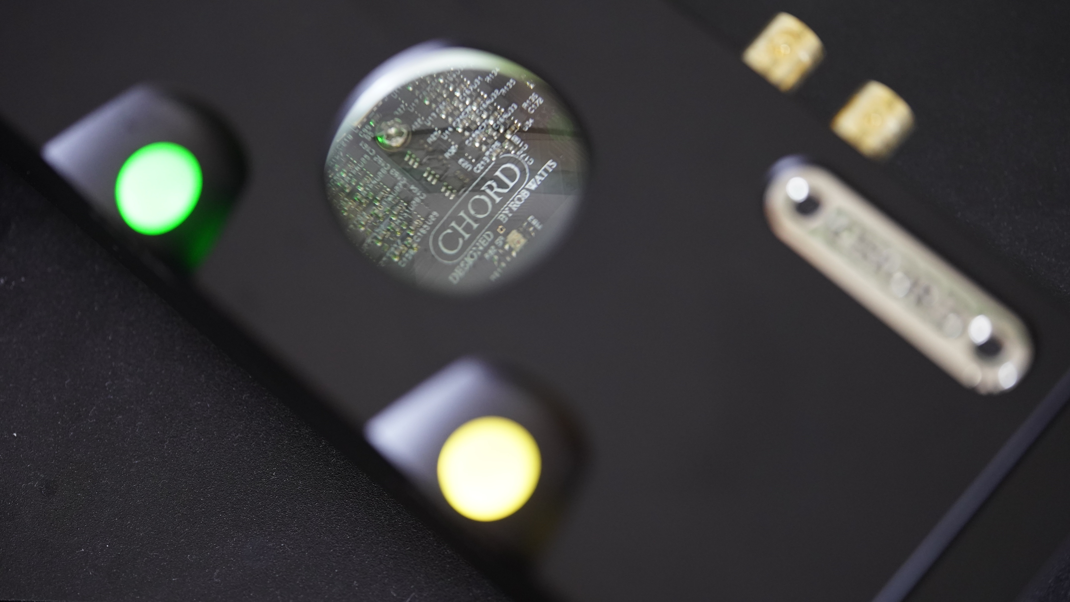 再谈「西装」音响魅力！英国ChordQutest解码+Anni耳放/功放评测