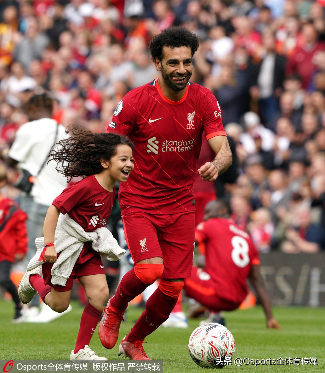 足球的魅力盘点足坛的可爱萌娃,盘点六一儿童节萌娃表演搞笑视频