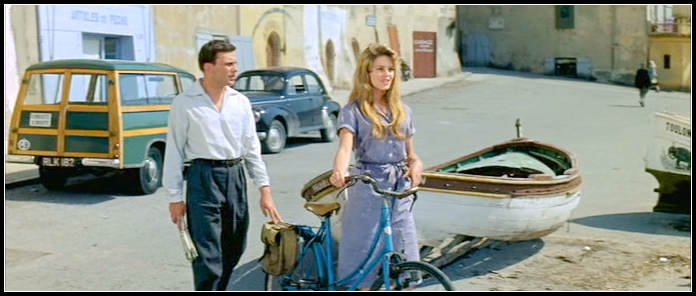 圣特罗佩蓝玛奇朵米色,圣特罗佩hermes