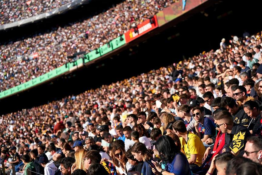 做足球博主靠什么挣钱,小型足球比赛怎么赚钱