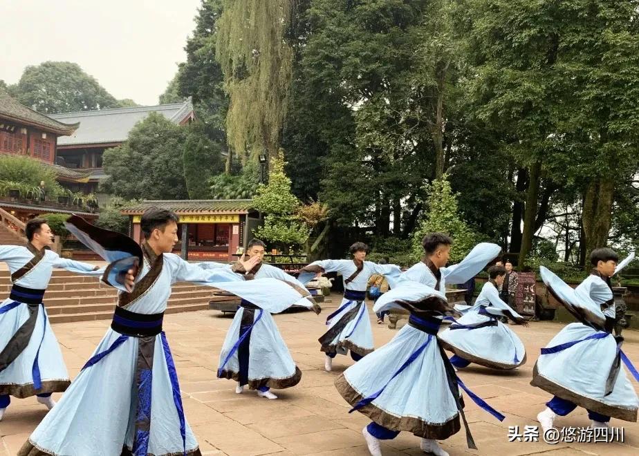 圣寿峨眉庆重阳,雪芽飘香万年长