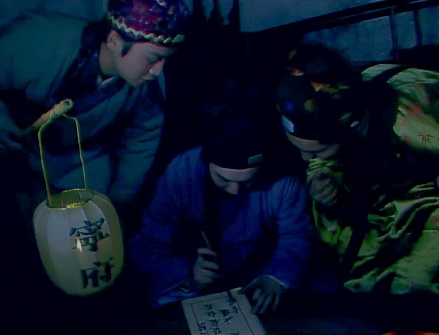 老零聊红楼：第六回收尾，聊聊侯门、真佛、洋钟、炕屏与凤蓉