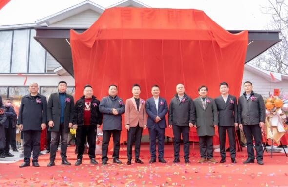 越爱越精彩一起向未来,越爱越精彩演唱