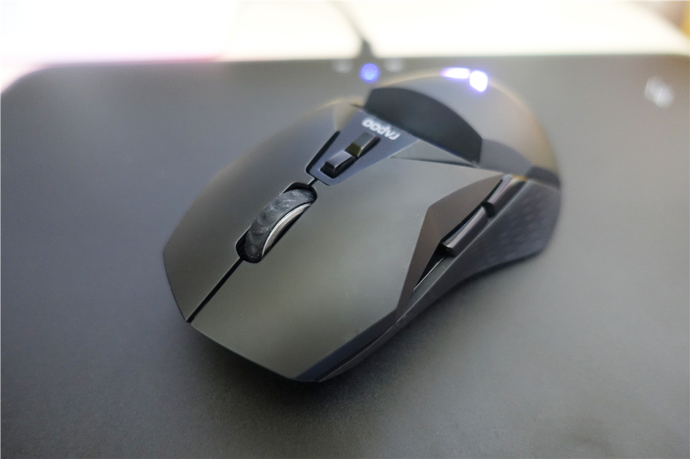 雷柏v10rgb无线充电鼠标垫拆解,雷柏v10rgb鼠标垫能充狗屁王吗