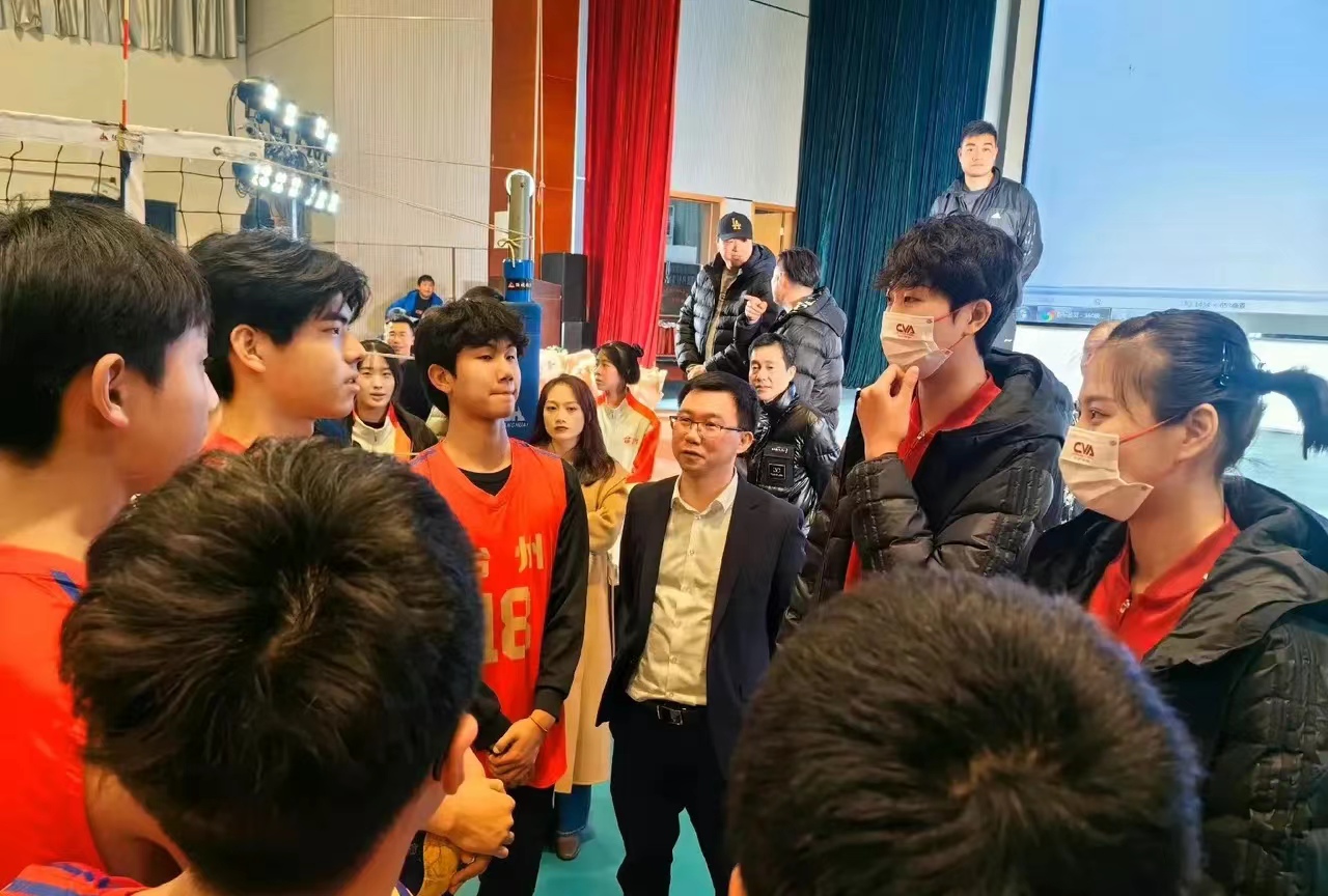 土耳其女排球员地震被埋,土耳其女子排球队遇难