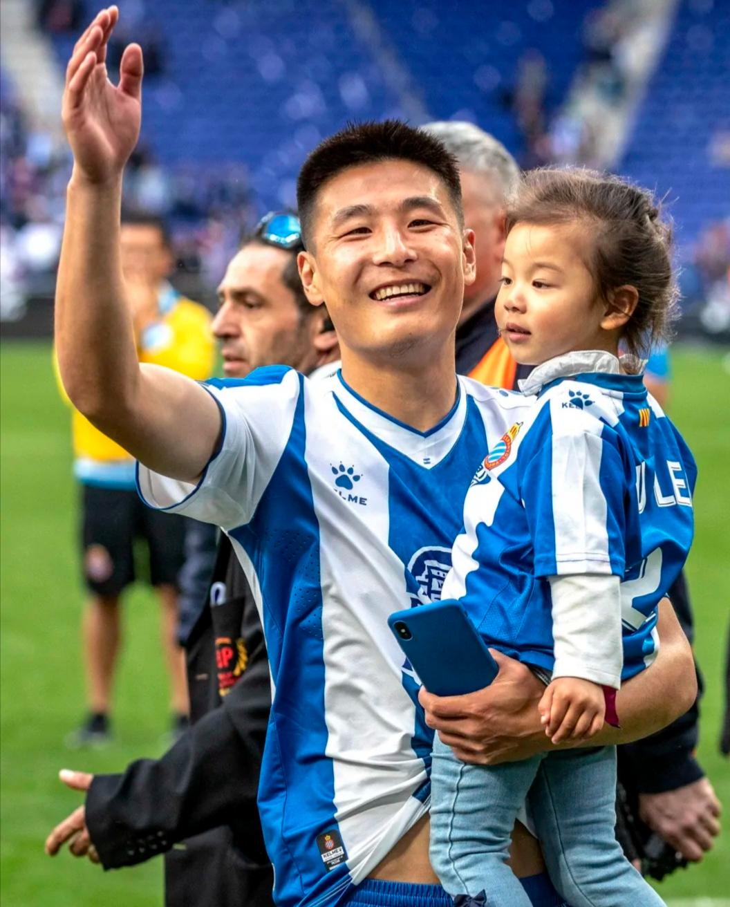 武磊对金元评价,武磊成为国足历史射手王