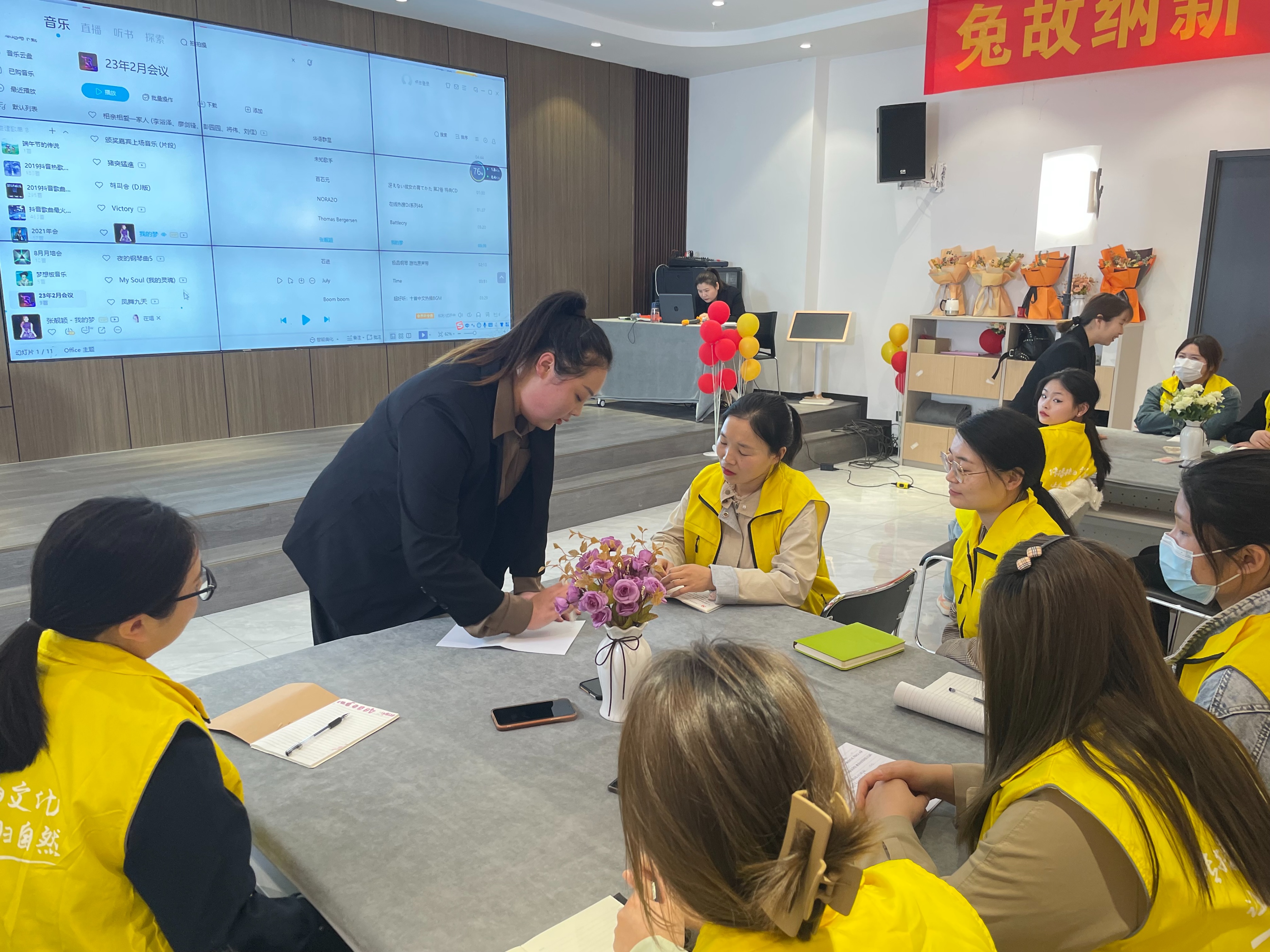 想开店做佰草智慧精油美容店,佰草智慧加盟费电话