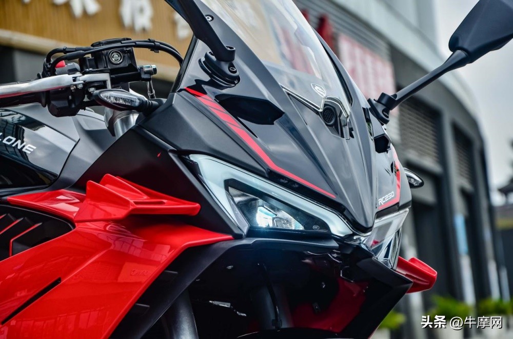 入门仿赛推荐1-2万双缸,赛科龙rc250仿赛震动大吗