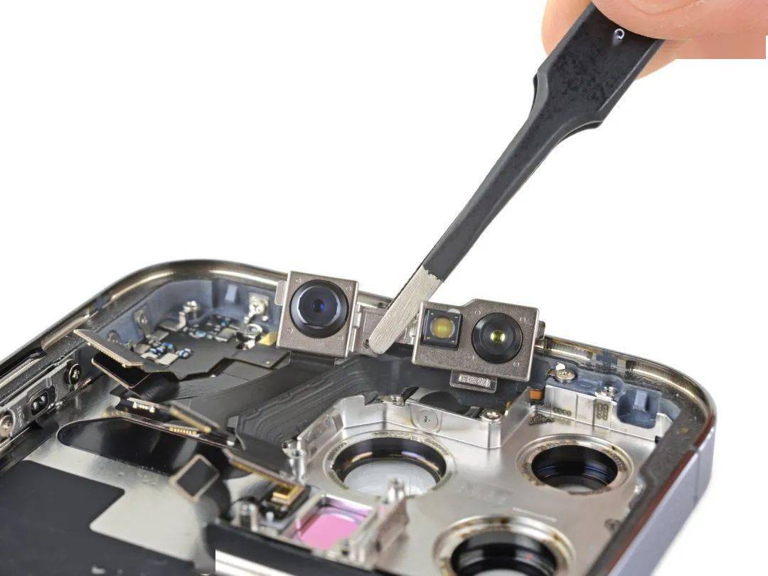 iphone后面长什么样子,iphone屏幕内部掉漆