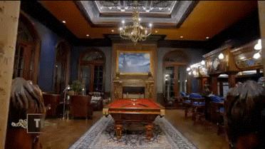 女程序员住8000㎡豪宅、花20年装修：我的成功，是嫁了个亿万富翁