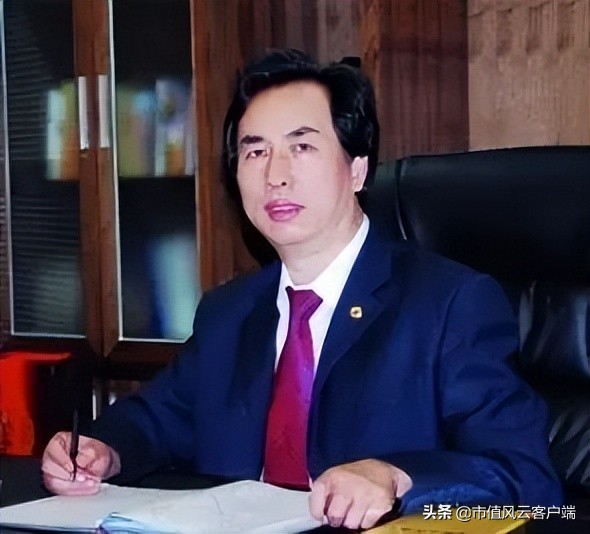 周大福周生生周大生傻傻分不清！珠宝行业现农村包围城市真香定律