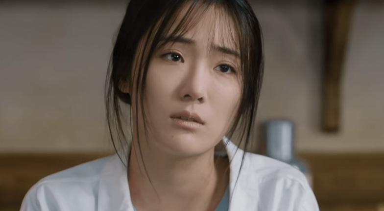 52岁演少女,借拍戏之名行咸猪手,影视圈这些畸形现象,该改改了