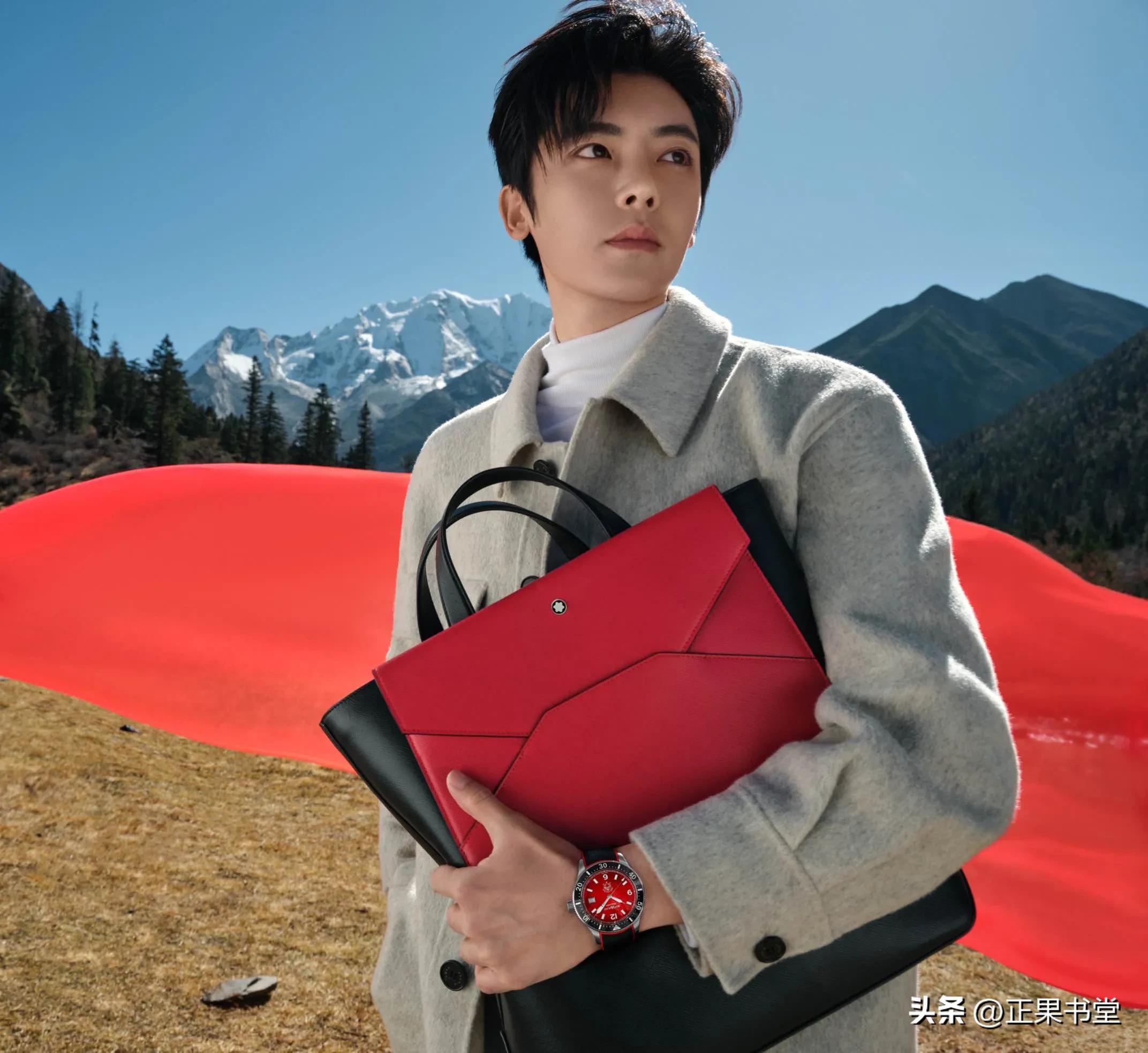 瑞霞焕彩卯兔逐春万宝龙品牌挚友侯明昊演绎中国新年特别款系列