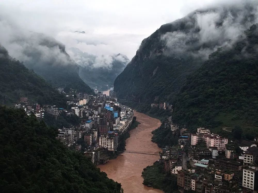 云南的小县城还有没有发展,云南的城市为什么叫州