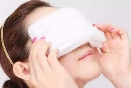 总感觉眼干怎么办？医生介绍几个小妙招有效缓解眼睛干涩