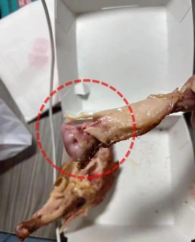 惊！塔斯汀竟吃生鸡肉？专家揭门店管理惊人真相！