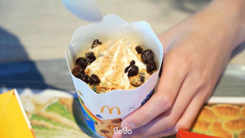 一口上头！麦当劳的新汉堡脆到了我的心巴上