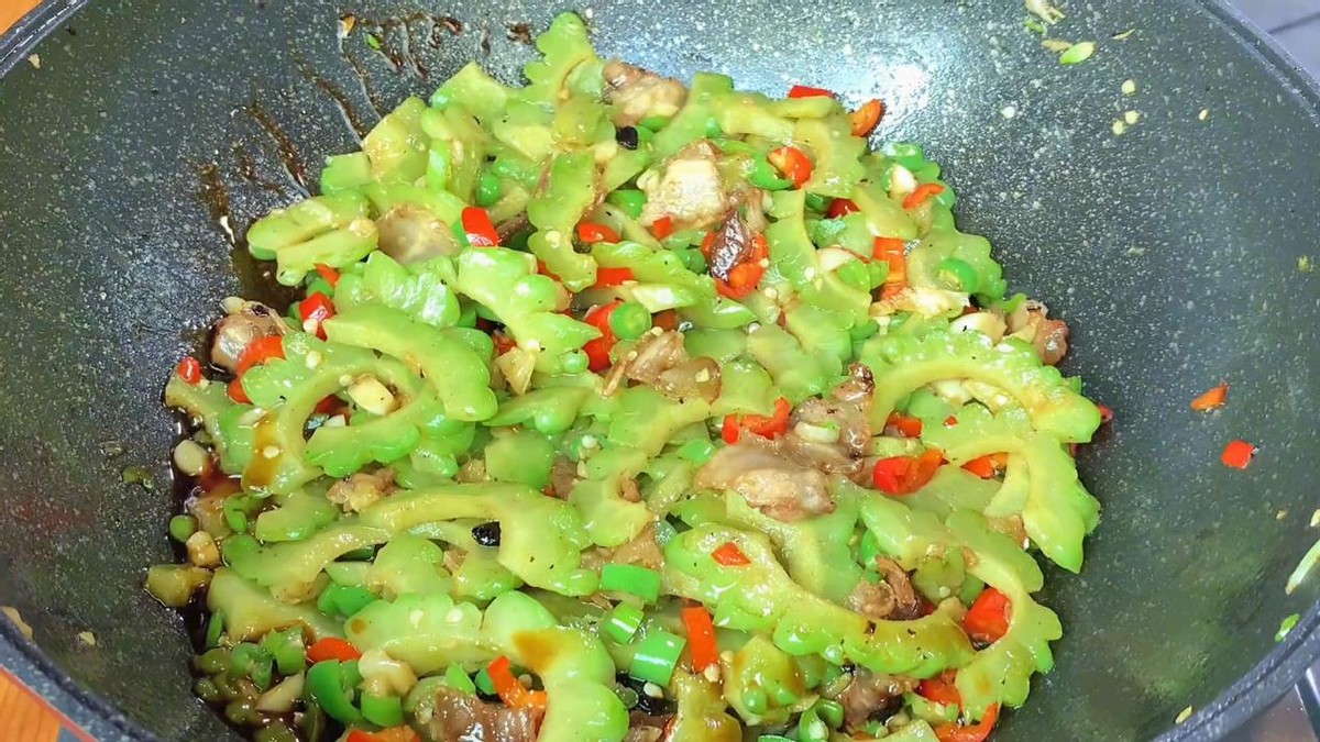 钟南山院士讲保护肝的食物视频,想要肝脏好这几种养肝食物要常吃