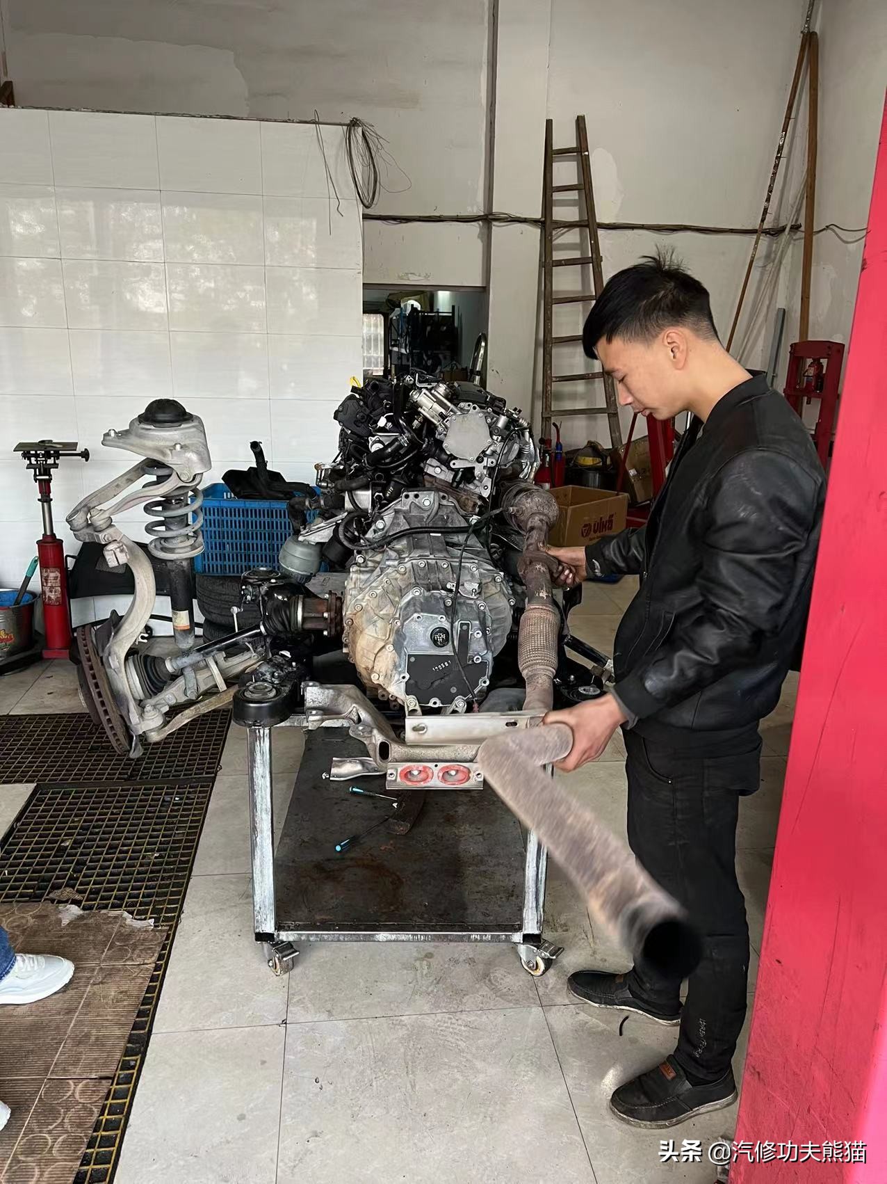 奥迪大众保时捷烧机油专修,2.0t奥迪a6烧机油吗