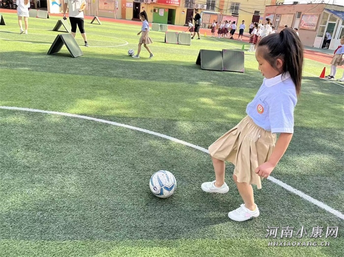 开封市西关小学足球比赛,开封县街小学2021年足球比赛