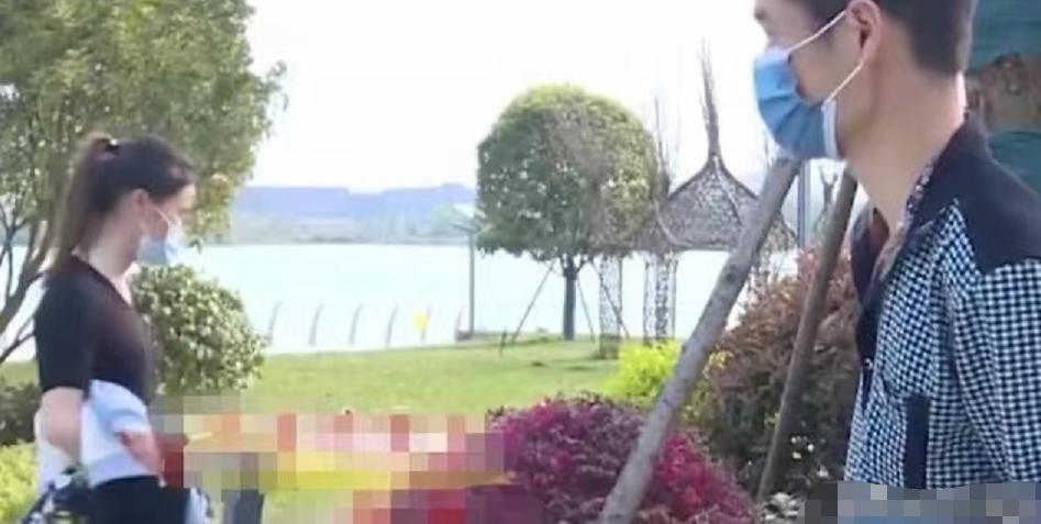 湖南31岁男子发现4岁儿子非亲生,戴绿帽游街,岳母:都是他没用!