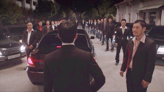 韩国黑老大入狱15年电影,韩国黑帮电影老大入狱17年