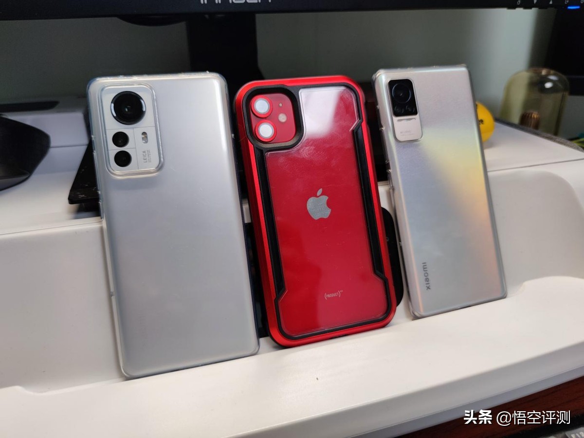 iphone听筒进水损坏,iphone13promax听筒进水维修