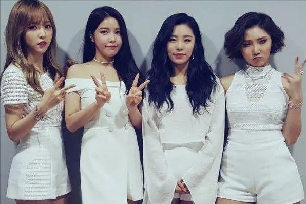 女星华莎被举报,华莎被告涉嫌演出淫乱罪