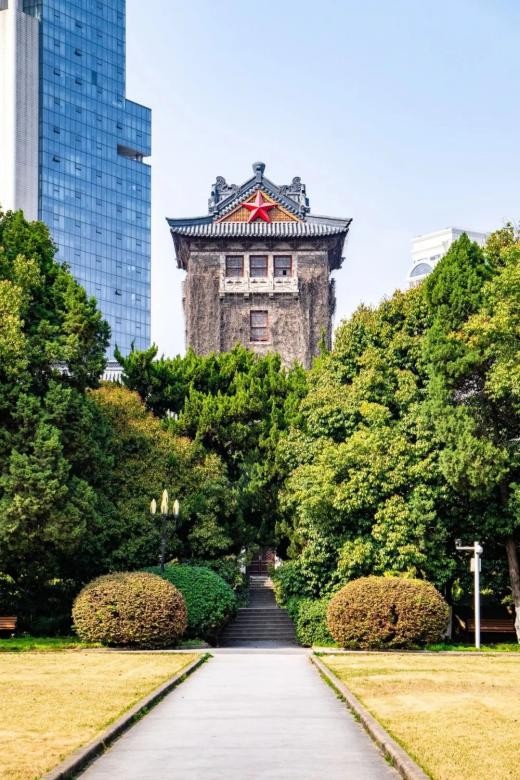 双胞胎学霸兄弟神同步保送北大,神同步三胞胎姐妹考上同一所大学