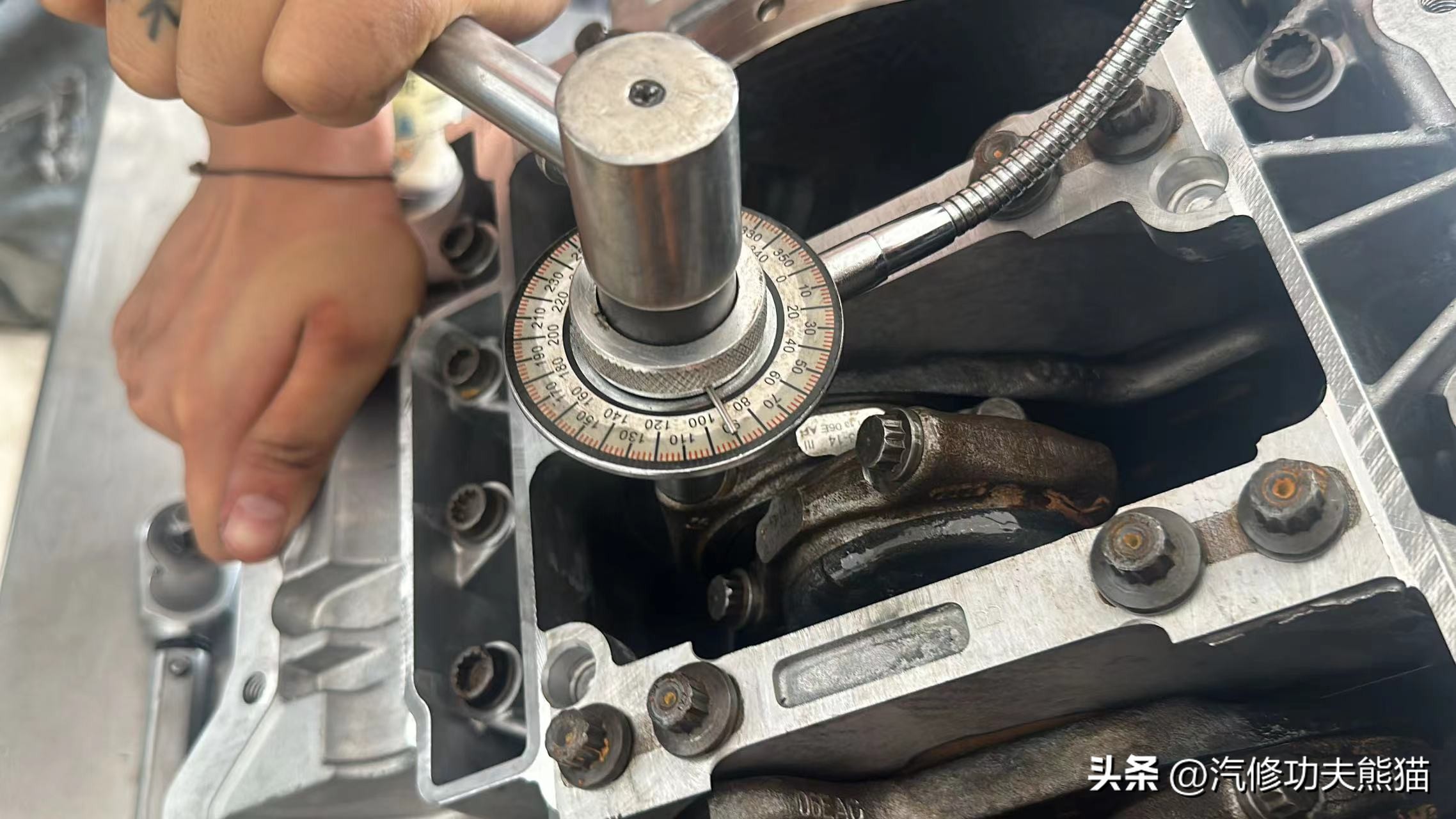 修途锐柴油,大众途锐烧机油根治