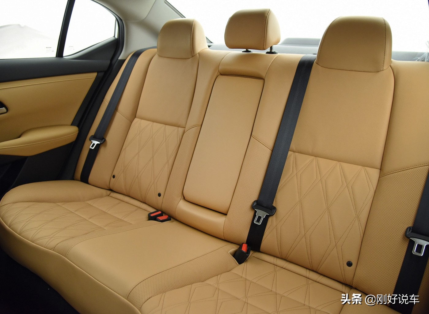 新款轩逸有什么优缺点,轩逸为什么销量这么好知乎