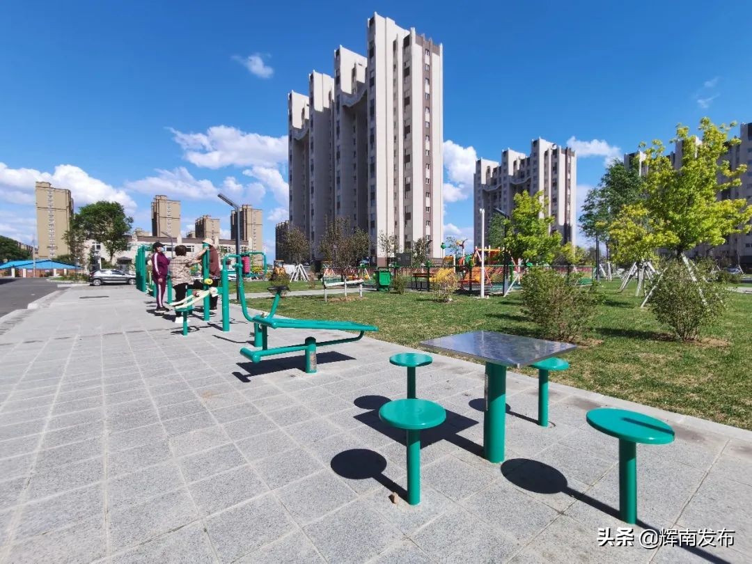 折叠式家用乒乓球桌健身器材,金属底座乒乓球健身器材